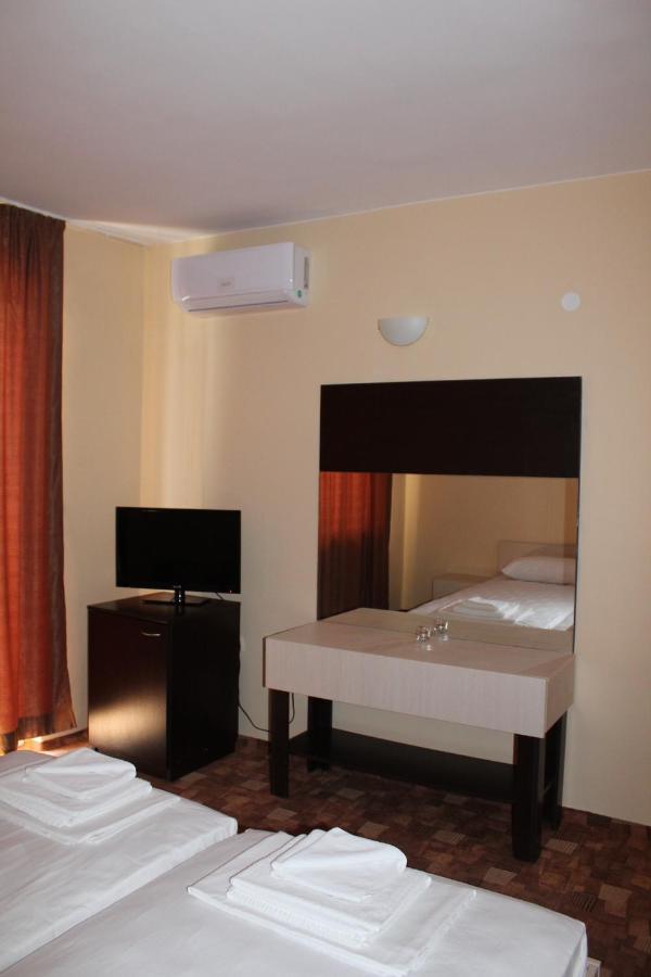 Hotel Sapphire Primorsko Exterior foto