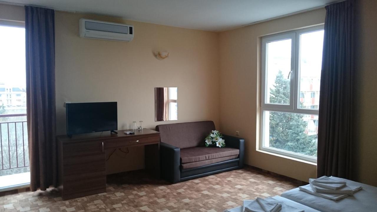Hotel Sapphire Primorsko Exterior foto