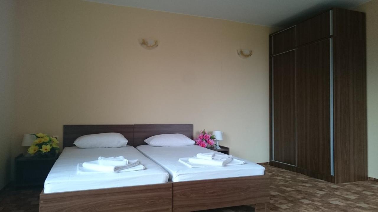 Hotel Sapphire Primorsko Exterior foto